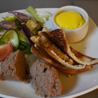 Starter_pate_and_toast